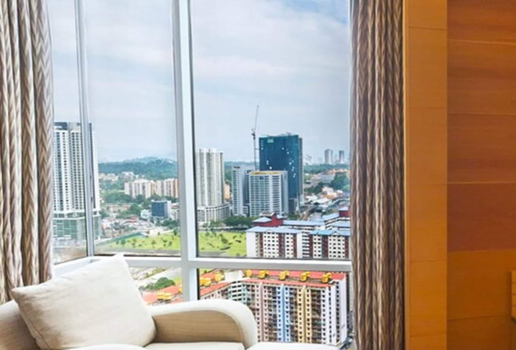 เดอะ การ์เดน อะ เซนต์ ไจล์ ซิกเนเจอร์ โฮเต็ลแอนด์เรสซิเดนซ์ กัวลาลัมเปอร์ Hotel ภายนอก รูปภาพ View from the living room