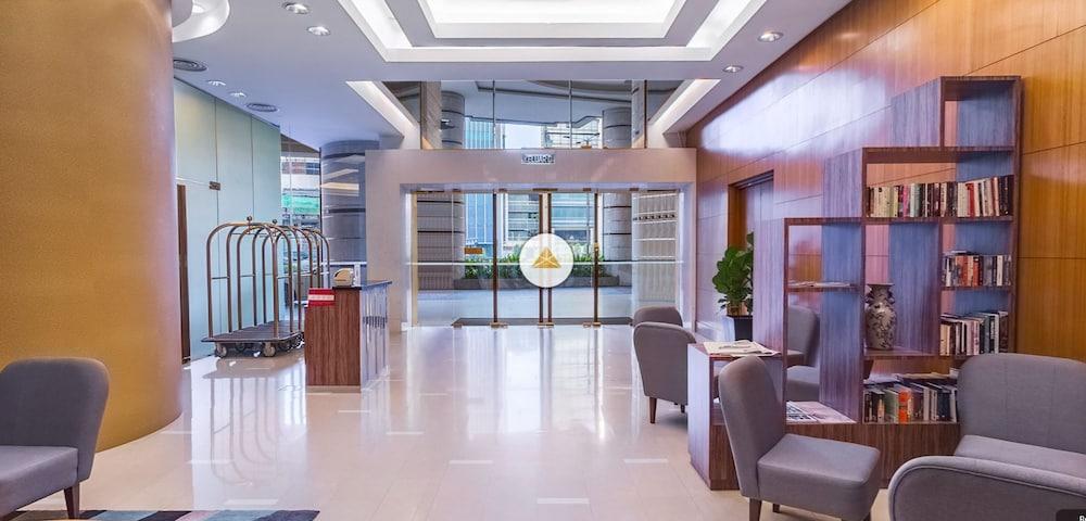 เดอะ การ์เดน อะ เซนต์ ไจล์ ซิกเนเจอร์ โฮเต็ลแอนด์เรสซิเดนซ์ กัวลาลัมเปอร์ Hotel ภายนอก รูปภาพ The lobby of the hotel