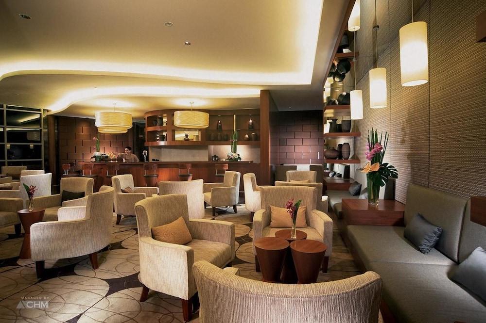 เดอะ การ์เดน อะ เซนต์ ไจล์ ซิกเนเจอร์ โฮเต็ลแอนด์เรสซิเดนซ์ กัวลาลัมเปอร์ Hotel ภายนอก รูปภาพ The lounge at the airport