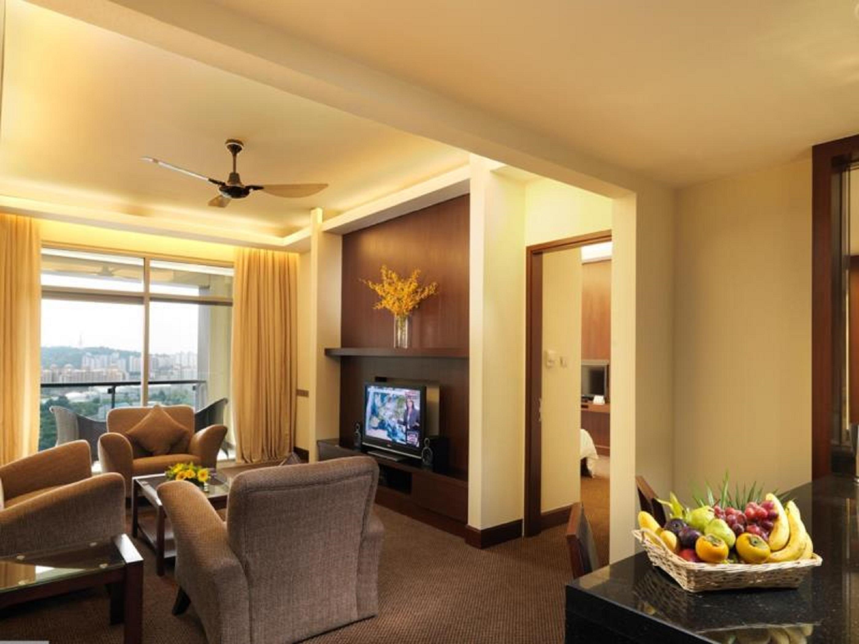 เดอะ การ์เดน อะ เซนต์ ไจล์ ซิกเนเจอร์ โฮเต็ลแอนด์เรสซิเดนซ์ กัวลาลัมเปอร์ Hotel ภายนอก รูปภาพ